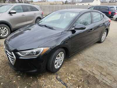 2018 Hyundai Elantra, $5999. Photo 2