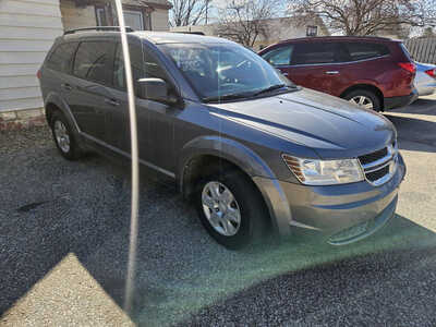 2012 Dodge Journey, $3999. Photo 2