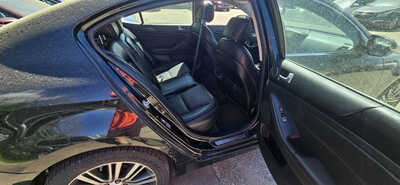 2014 Kia Cadenza, $5999. Photo 5