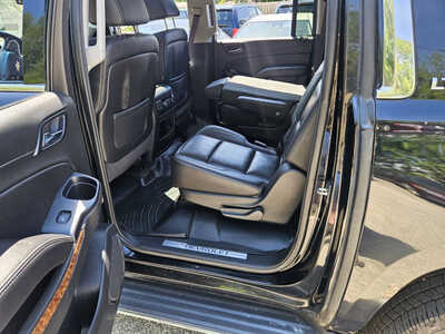 2015 Chevrolet Suburban, $16999. Photo 2