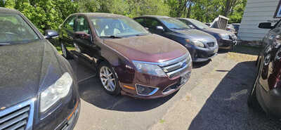 2012 Ford Fusion, $3999. Photo 5