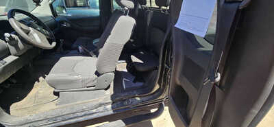 2005 Nissan Frontier, $5999. Photo 3