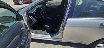 2012 Chrysler 200, $3999. Photo 2
