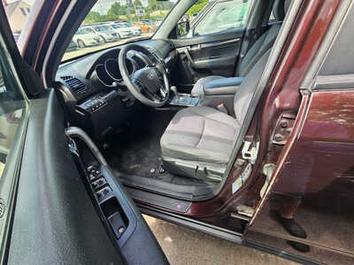 2011 Kia Sorento, $2999. Photo 6