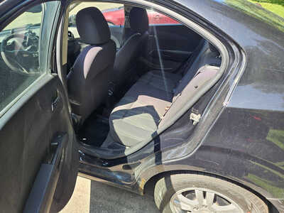 2015 Chevrolet Sonic, $3999. Photo 4