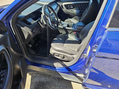 2013 Ford Taurus, $3999. Photo 3