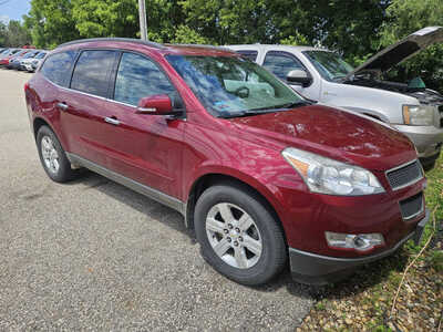 2010 Chevrolet Traverse, $3999. Photo 1