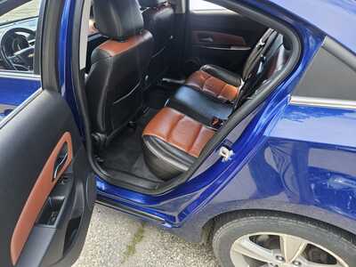 2015 Chevrolet Cruze, $1999. Photo 6