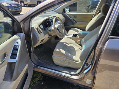 2011 Nissan Murano, $3999. Photo 2