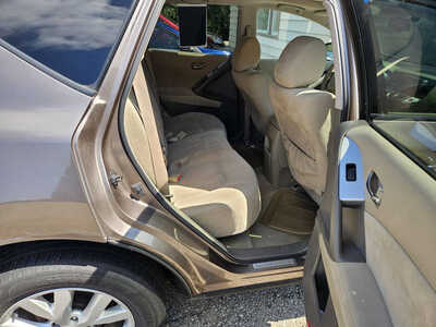 2011 Nissan Murano, $3999. Photo 5
