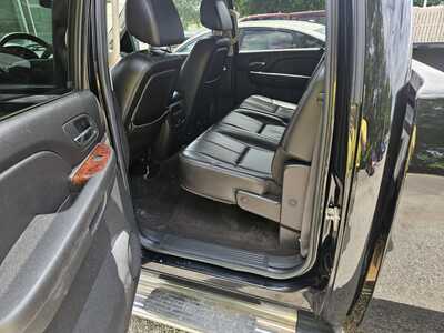 2009 Chevrolet 2500 Crew Cab, $19999. Photo 3