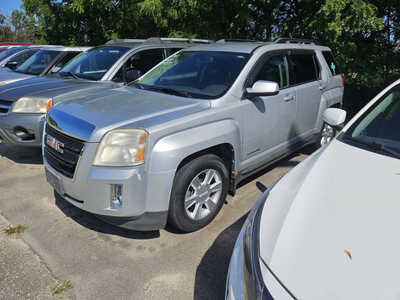 2011 GMC Terrain, $2999. Photo 2