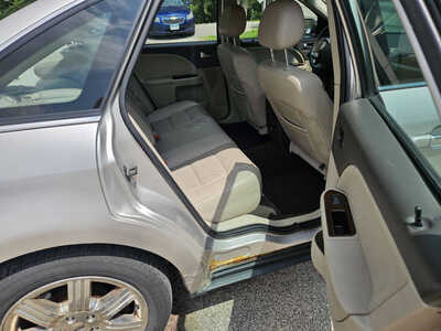 2008 Ford Taurus, $2999. Photo 6