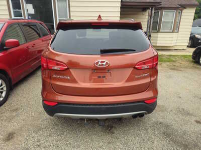 2013 Hyundai Santa Fe, $6999. Photo 2