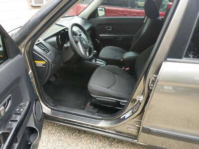 2010 Kia Soul, $3999. Photo 3