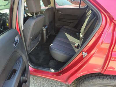 2015 Chevrolet Equinox, $9999. Photo 4