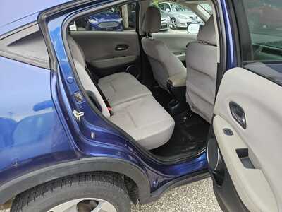 2016 Honda HR-V, $8999. Photo 4