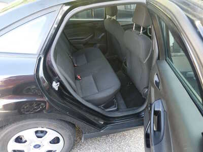 2015 Ford Focus, $6999. Photo 3