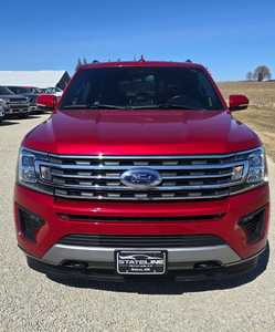 2020 Ford Expedition, $37695. Photo 2