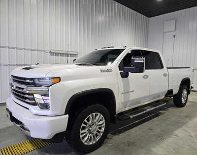 2020 Chevrolet 3500 Crew Cab, $48295. Photo 2