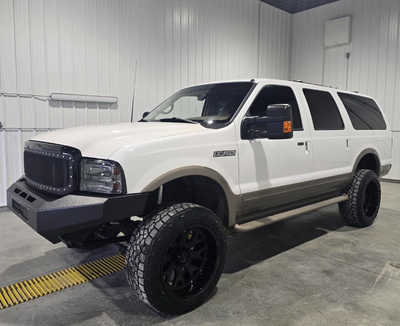 2001 Ford Excursion, $25995. Photo 2