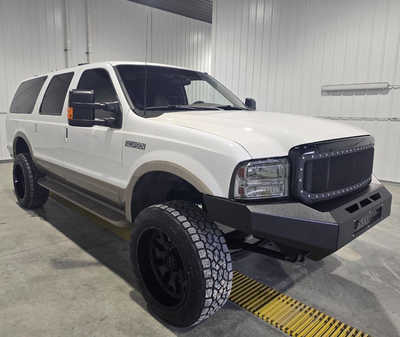 2001 Ford Excursion, $25995. Photo 4