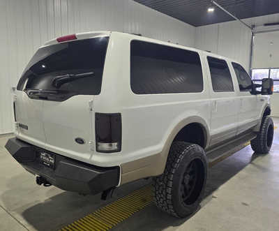 2001 Ford Excursion, $25995. Photo 5