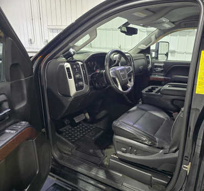 2018 GMC 3500 Reg Cab, $34995. Photo 7