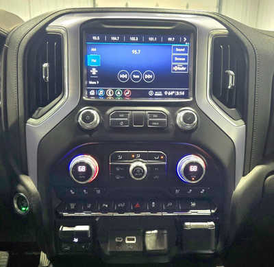 2020 GMC 3500 Crew Cab, $40995. Photo 11
