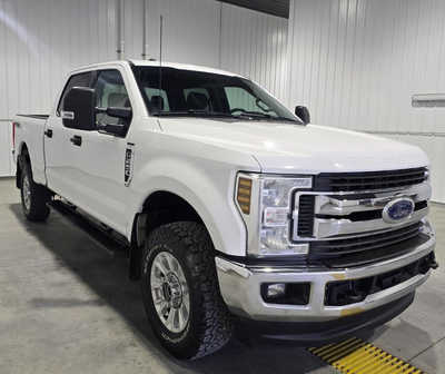 2019 Ford F250 Crew Cab, $33795. Photo 4