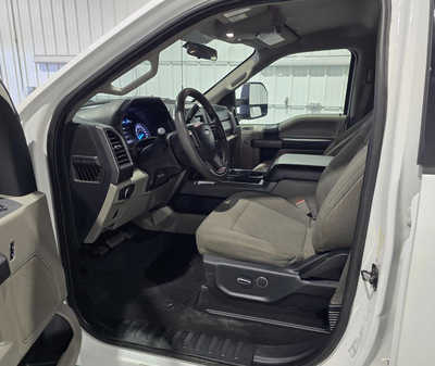 2019 Ford F250 Crew Cab, $33795. Photo 6