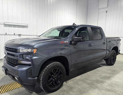 2019 Chevrolet 1500 Crew Cab, $28995. Photo 2