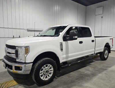 2019 Ford F350 Crew Cab, $30595. Photo 2