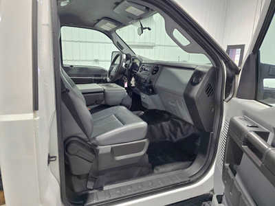 2015 Ford F450-8000, $18995. Photo 8