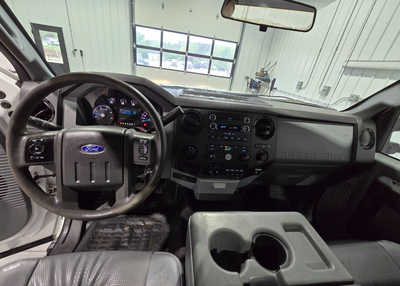 2015 Ford F450-8000, $18995. Photo 9