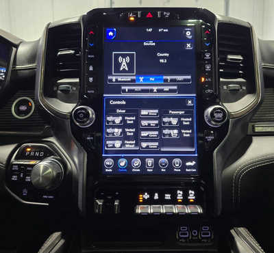 2020 RAM 1500 Crew Cab, $35995. Photo 11