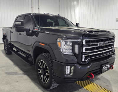 2020 GMC 2500 Crew Cab, $38895. Photo 4