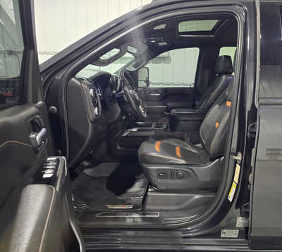 2020 GMC 2500 Crew Cab, $38895. Photo 7