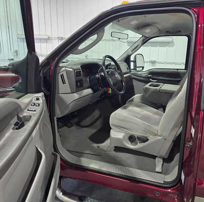 2004 Ford F250 Reg Cab, $24895. Photo 7