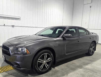 2014 Dodge Charger, $10995. Photo 2
