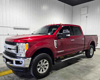 2017 Ford F250 Crew Cab, $39995. Photo 2