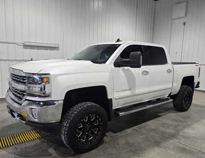 2017 Chevrolet 1500 Crew Cab, $22995. Photo 2