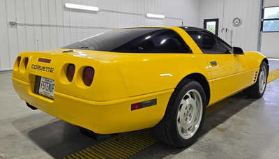1994 Chevrolet Corvette, $9495. Photo 5