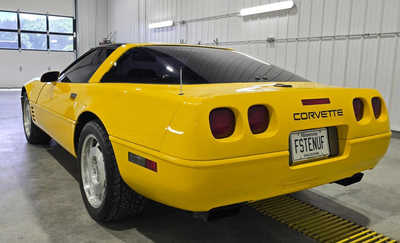 1994 Chevrolet Corvette, $9495. Photo 6