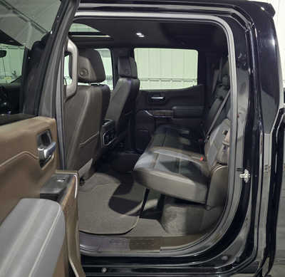 2021 GMC 1500 Crew Cab, $35595. Photo 8