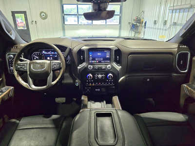 2021 GMC 1500 Crew Cab, $35595. Photo 10