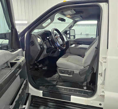 2013 Ford F250 Crew Cab, $15895. Photo 7