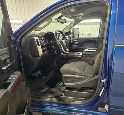 2017 GMC 2500 Crew Cab, $35995. Photo 7