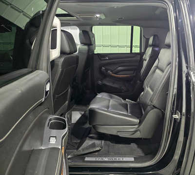 2019 Chevrolet Suburban, $31495. Photo 9