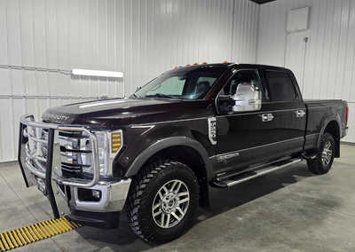 2018 Ford F250 Crew Cab, $35995. Photo 2